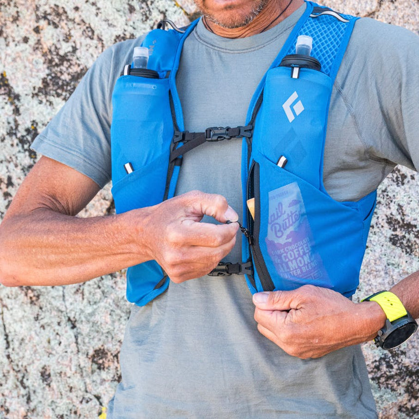 Black DiamondBlack Diamond Distance 4 Hydration VestOutdoor Action