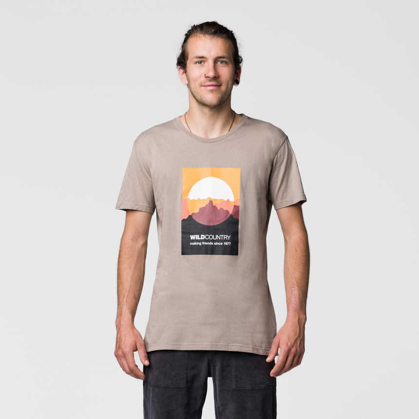 Wild Country Climbing Flow T-Shirt Man Outdoor Action Brindle - Front Fit on Model