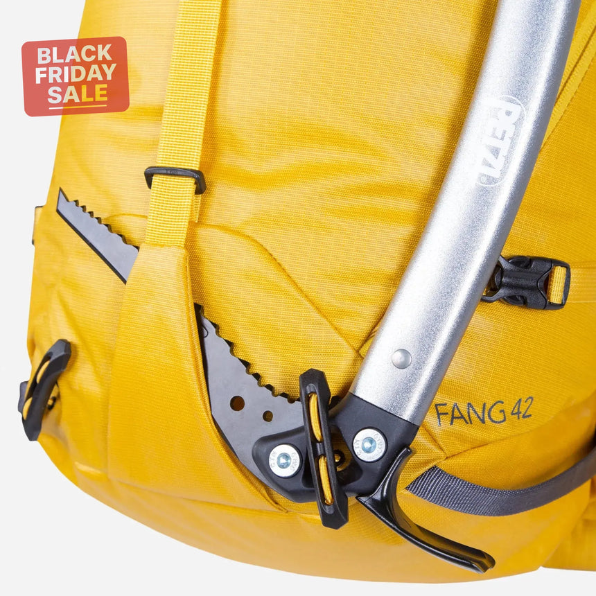 Mountain EquipmentMountain Equipment Fang 42+ BackpackOutdoor Action