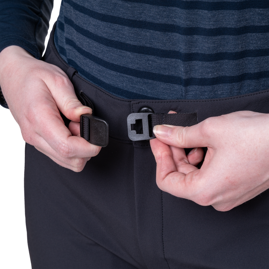 Mountain Equipment Chamois Women's Pant Outdoor Action Black- Integrated low-profile belt