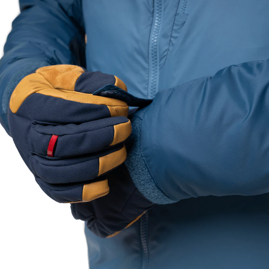 Mountain Equipment Shelterstone Women's Jacket Outdoor Action Stellar/Majolica- Cuff