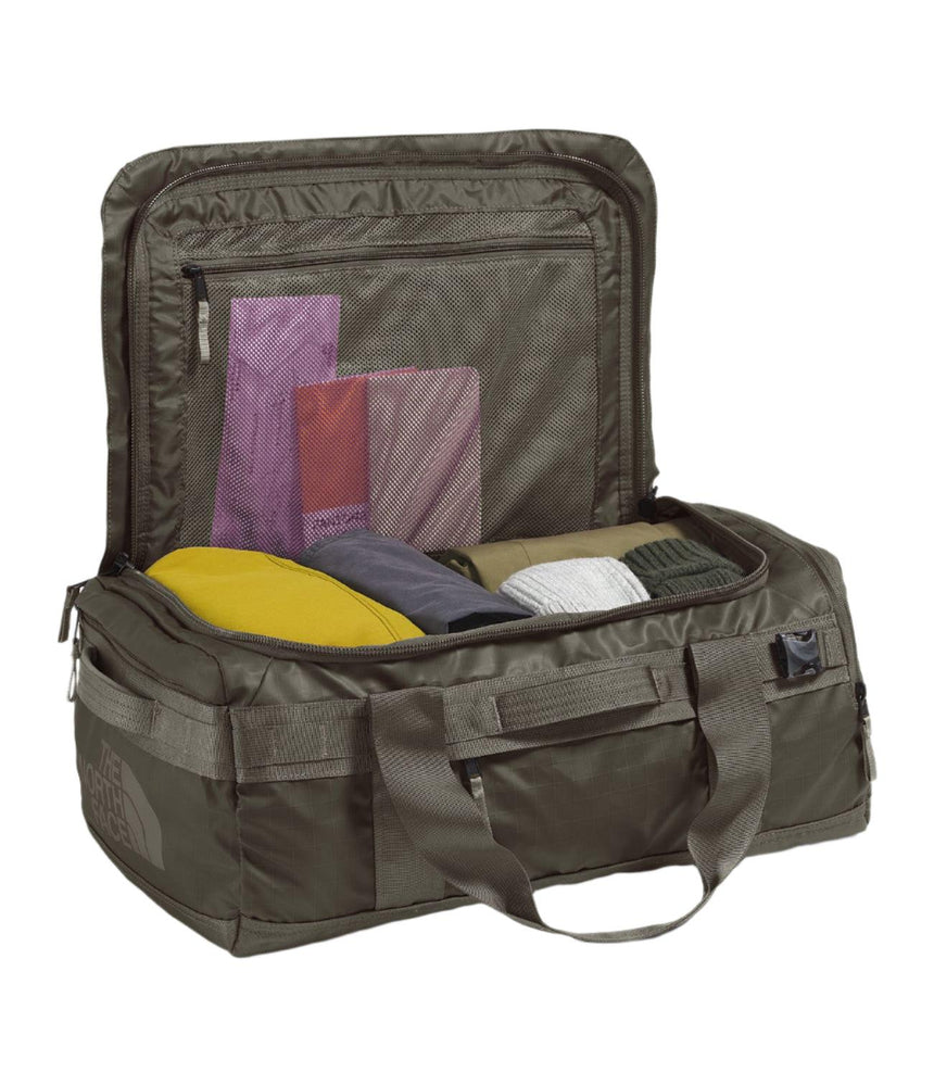 The North FaceThe North Face Base Camp Voyager Duffel 42LOutdoor Action