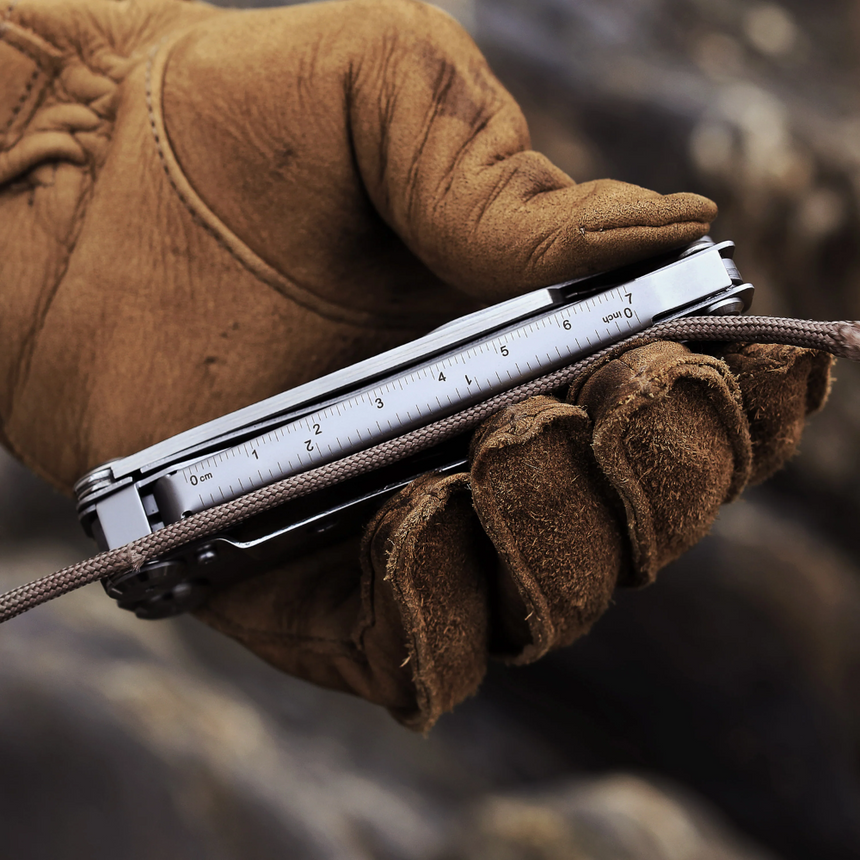 Nextool Flagship Pro Saw and Glass Breaker - Essential Tools for Emergency Situations