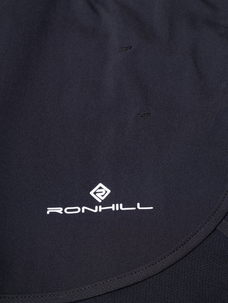Ronhill Women's Tech 4.5" Twin Short Outdoor Action All Black- Brand Logo
