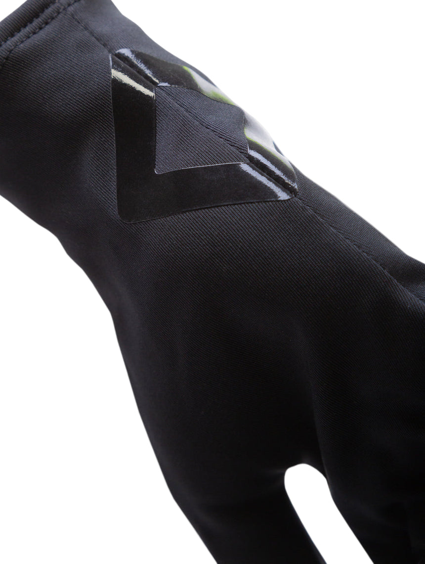 Ronhill GORE-TEX® Windstopper Glove in All Black - seam construction detail