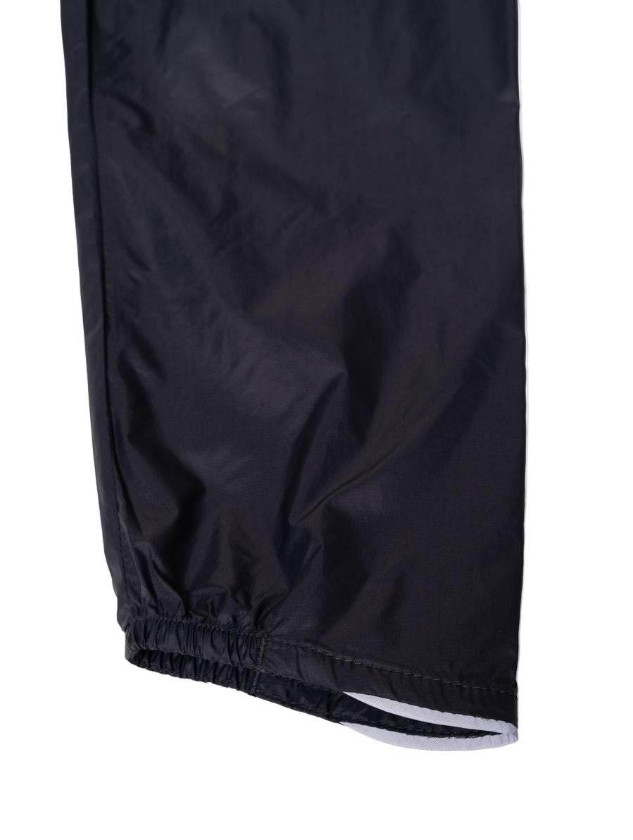 Ronhill Men's Tech All-Terrain Jacket in All Black - cuff detail
