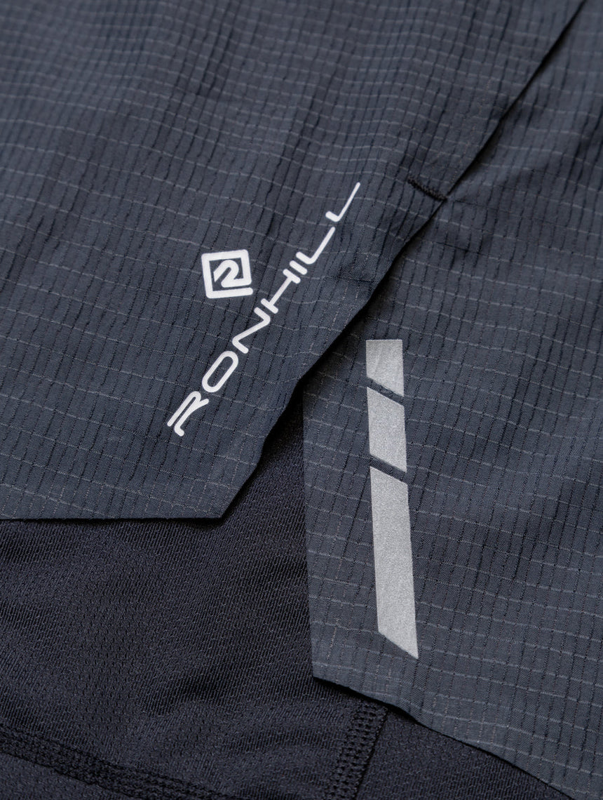 Ronhill Men's Tech Race Twin Short in All Black - side split detail