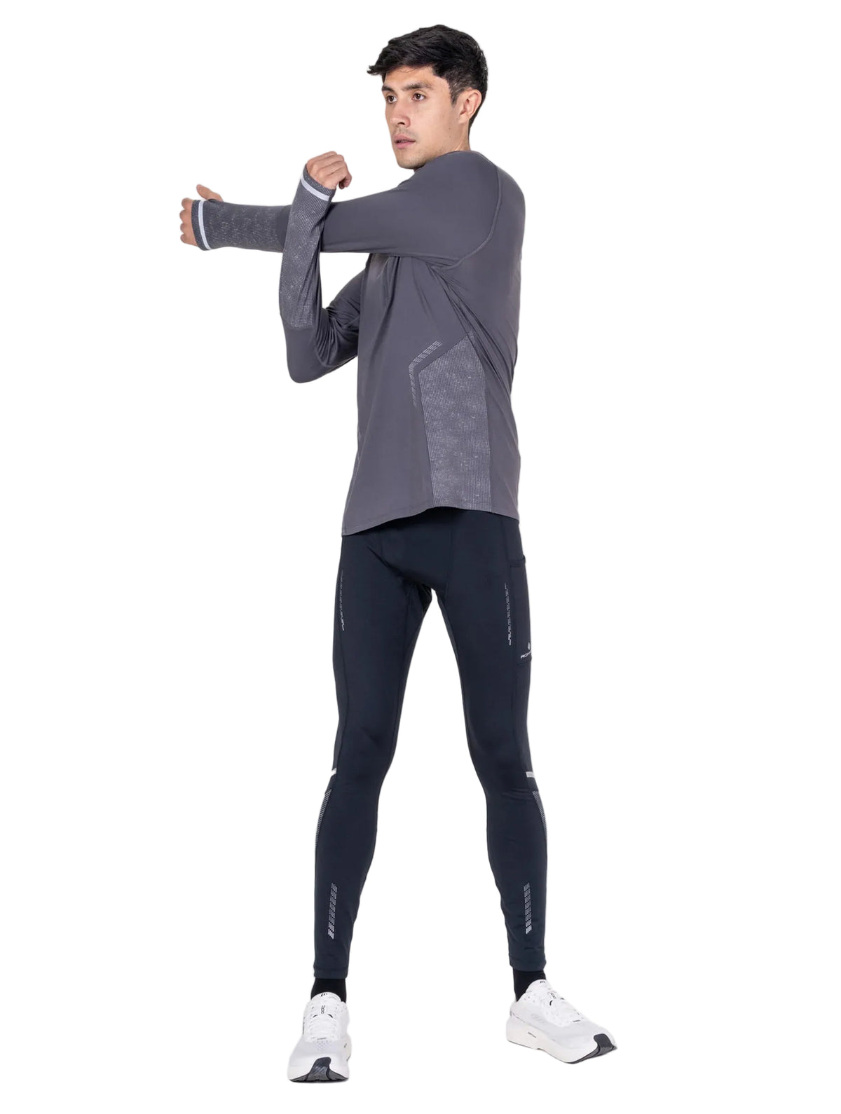 Ronhill Men's Tech Reflect 1/2 Zip in Oxide/Reflect - Studio Side