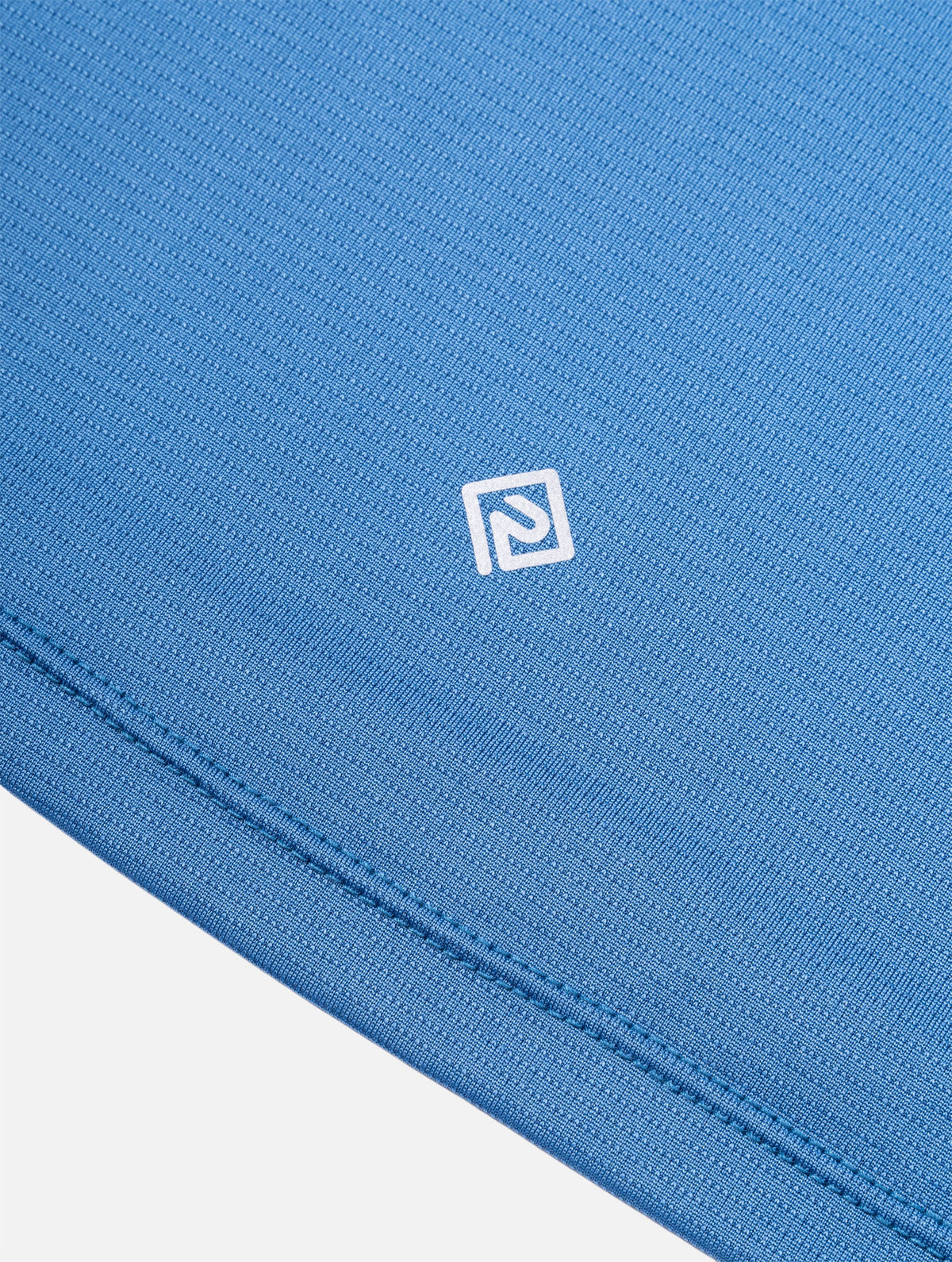 Ronhill Men's Tech Reflect L/S Tee in Glacier/Reflect - Detail Chest Logo