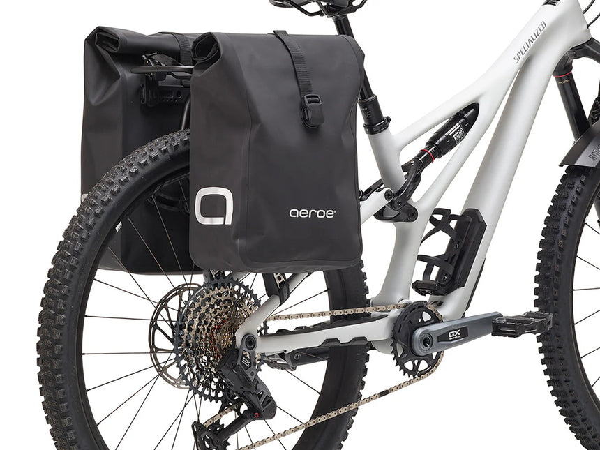 Aeroe Urban Pannier Bag Outdoor Action
