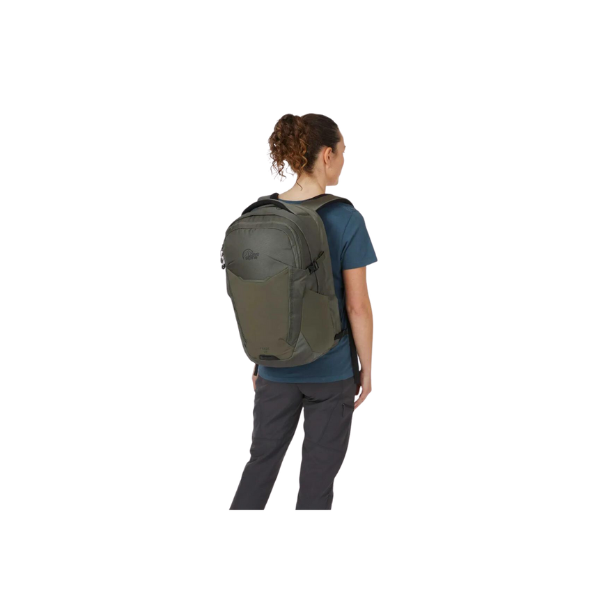 Lowe AlpineLowe Alpine Phase 32 BackpackOutdoor Action