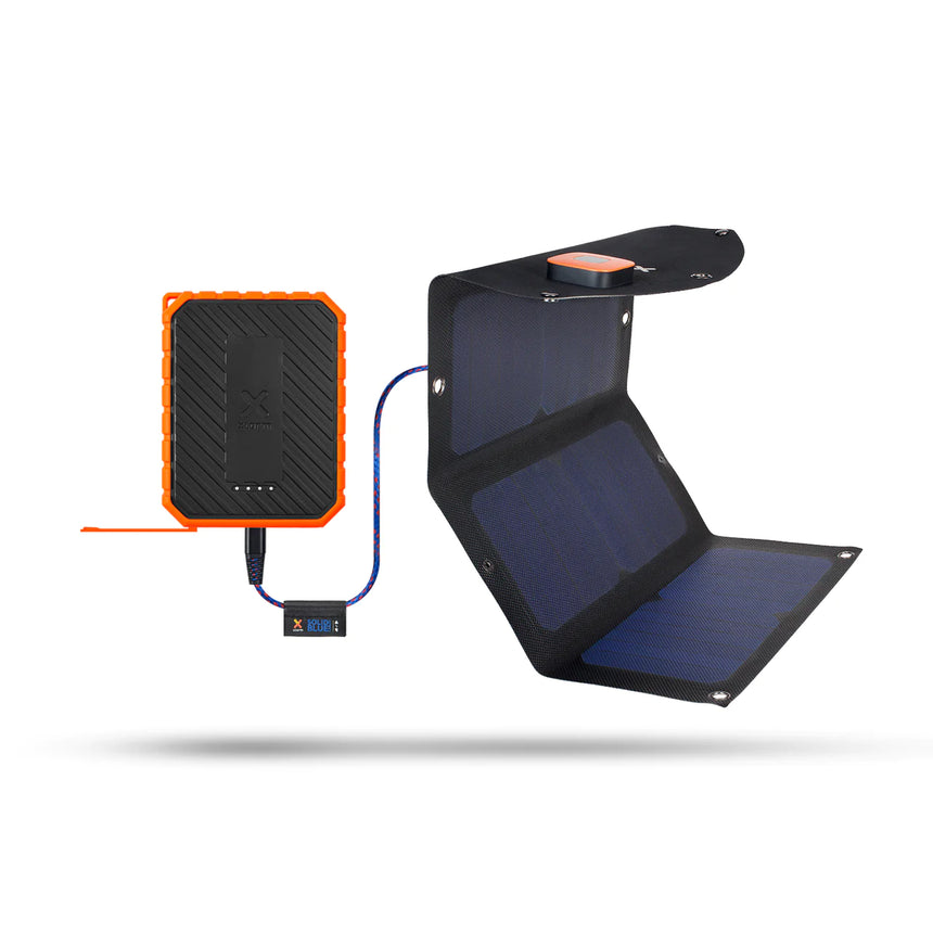 Xtorm SolarBooster 21W + Xtorm Rugged Power Bank 10.000 - Connected to Powerbank
