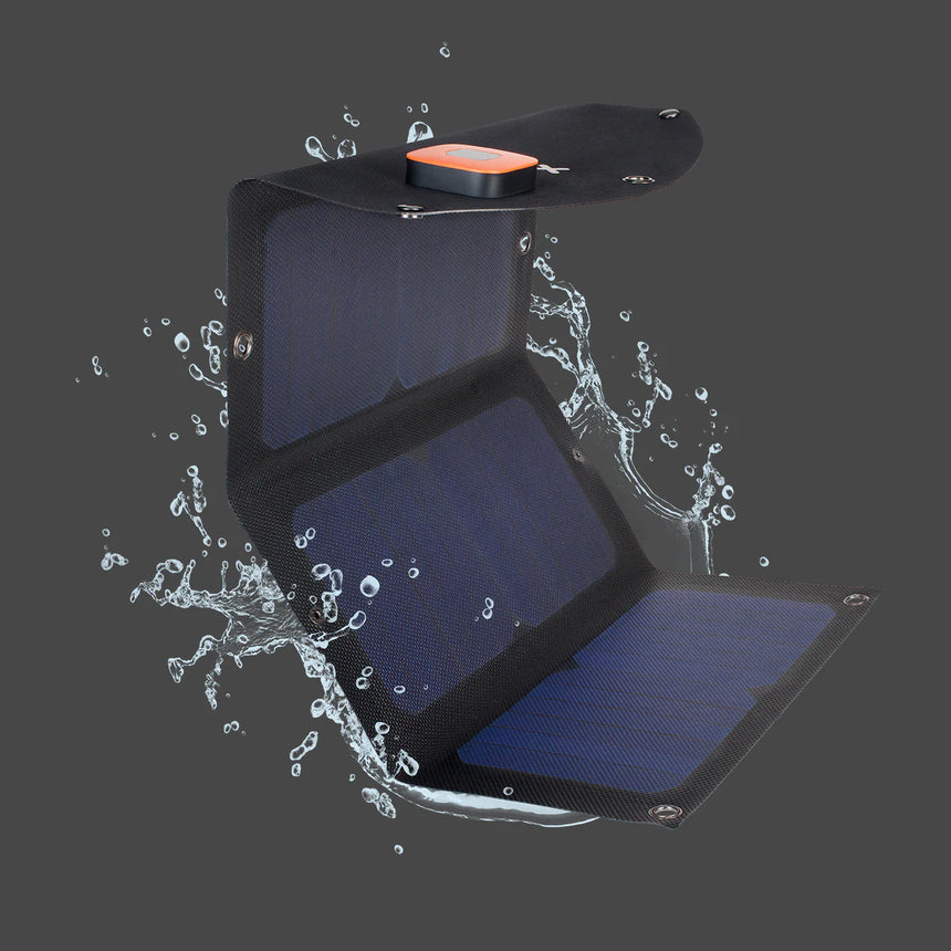 Xtorm SolarBooster 21W + Xtorm Rugged Power Bank 10.000 - Product Overview with Grey Background