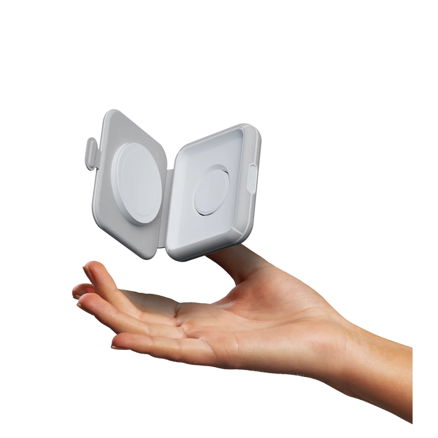 XtormXtorm Foldable Wireless Travel Charger 2-in-1Outdoor Action