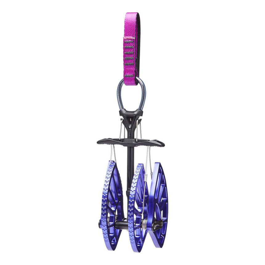 Black DiamondBlack Diamond Camalot™ C4Outdoor Action