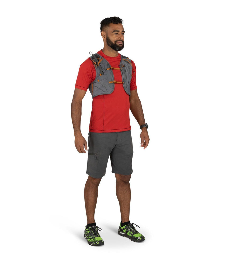 OspreyOsprey DURO® 6 BackpackOutdoor Action