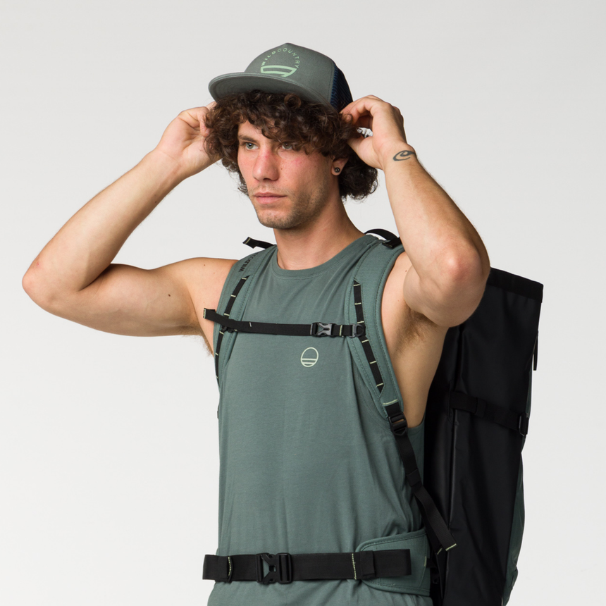 Wild Country Climbing Flow Cap Outdoor Action Marsh/3850 - Trucker style cap with flat brim