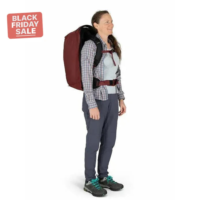 OspreyOsprey Fairview 40 Women's Travel BackpackOutdoor Action