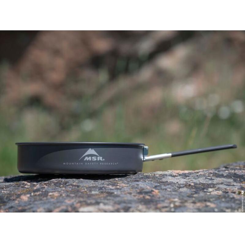 MSR Ceramic Skillet Outdoor Action- product in use(2)