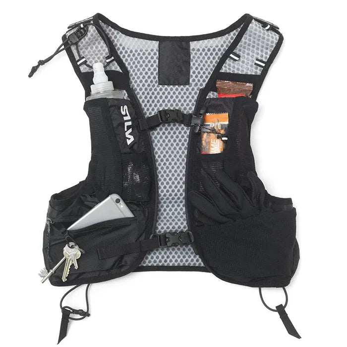Silva Strive Light Black 5 Vest Outdoor Action