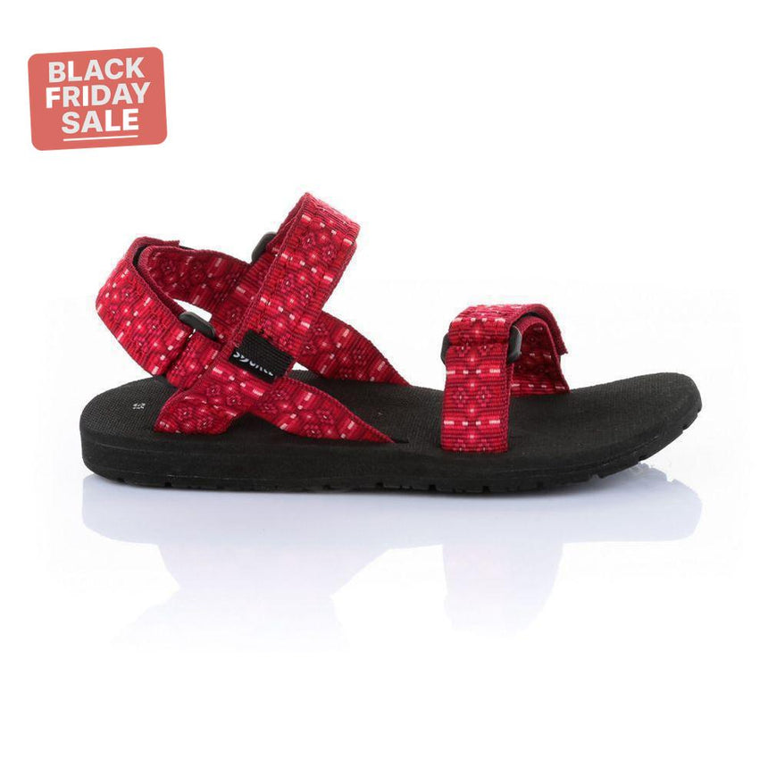 Source Classic Kids Sandal Outdoor Action