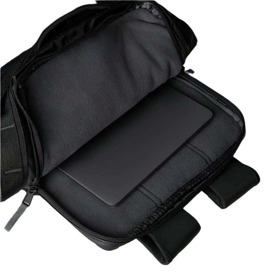 The North FaceThe North Face Base Camp Voyager DaypackOutdoor Action