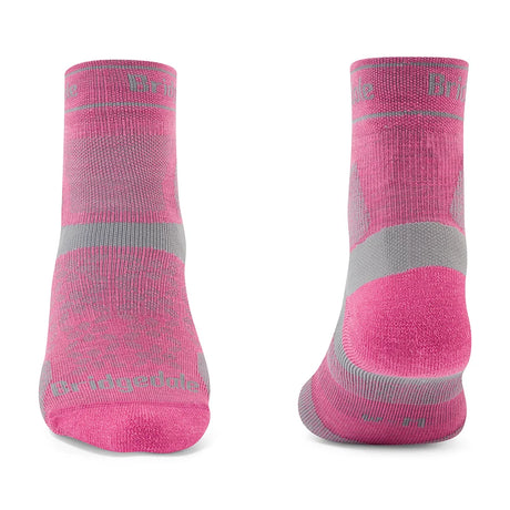 Bridgedale Women's TRAIL RUN Ultralight T2 Merino 3/4 Socks in Pink - front and back