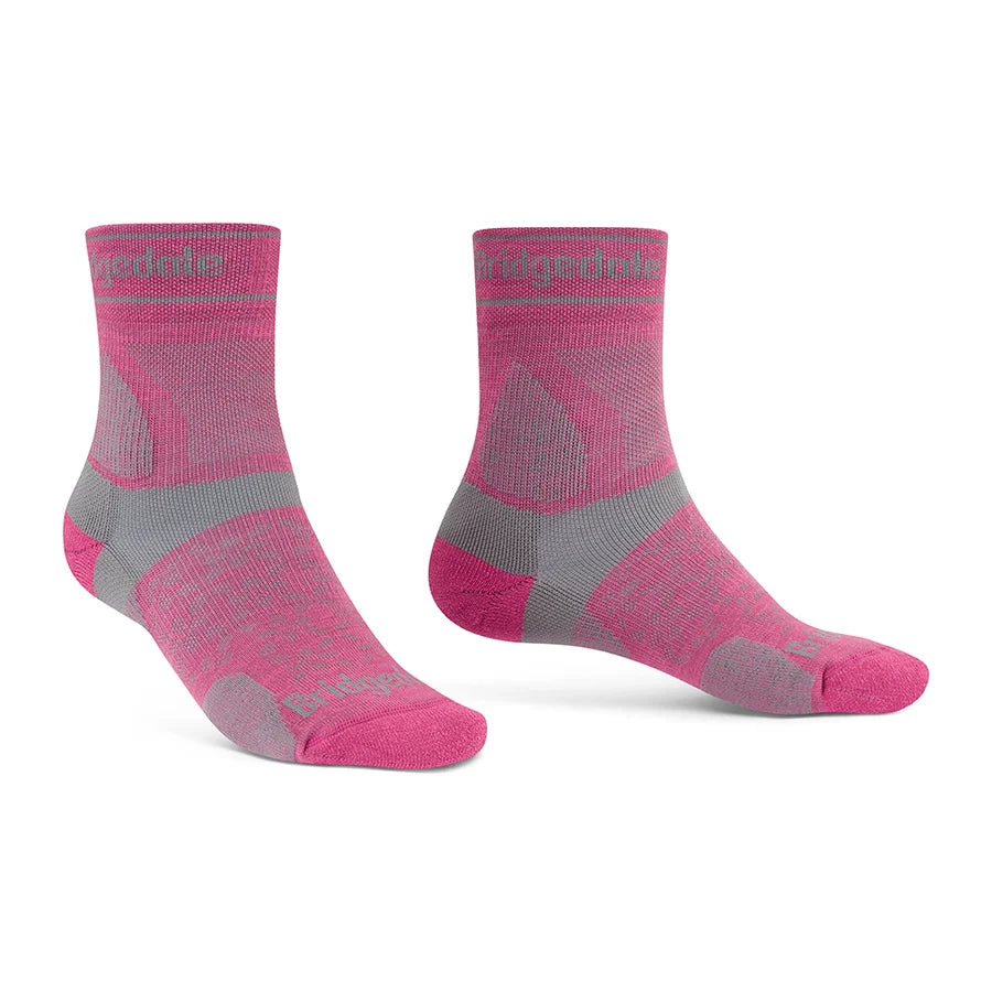 Bridgedale Women's TRAIL RUN Ultralight T2 Merino 3/4 Socks in Pink - side