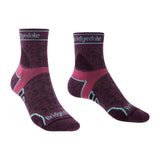 Bridgedale Women's Trail Run Lightweight T2 Merino Sport 3/4 Crew Socks in Charcoal/Purple - front and rear