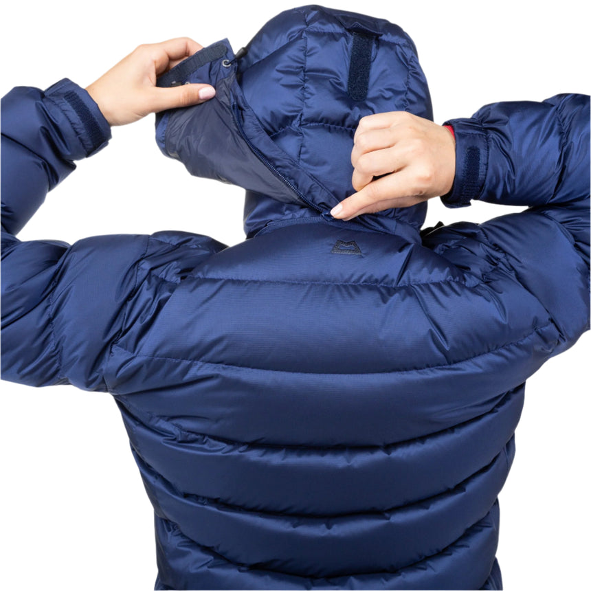 Mountain EquipmentMountain Equipment Lightline Women's JacketOutdoor Action