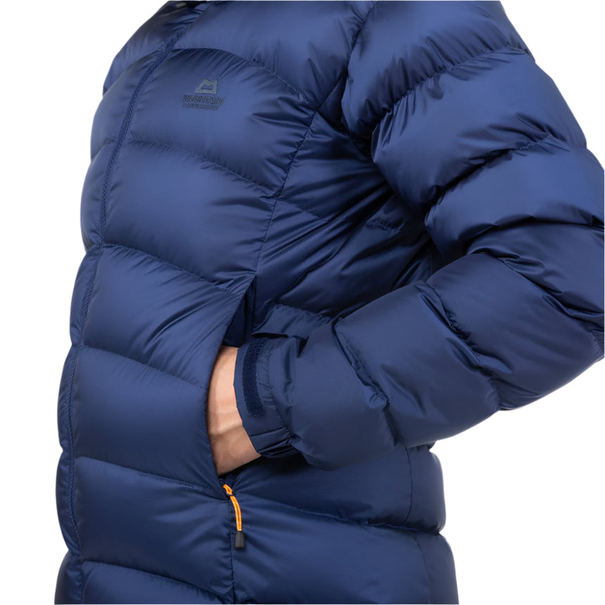 Mountain EquipmentMountain Equipment Lightline Women's JacketOutdoor Action