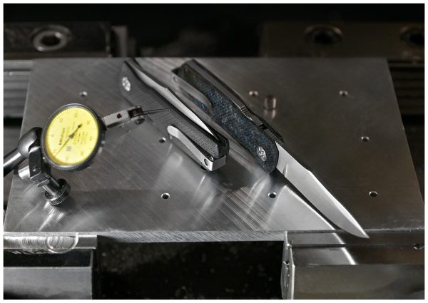 Maserin 502 Power Fatcarbon Black/Gold - luxury gentleman's knife with stunning visual effects