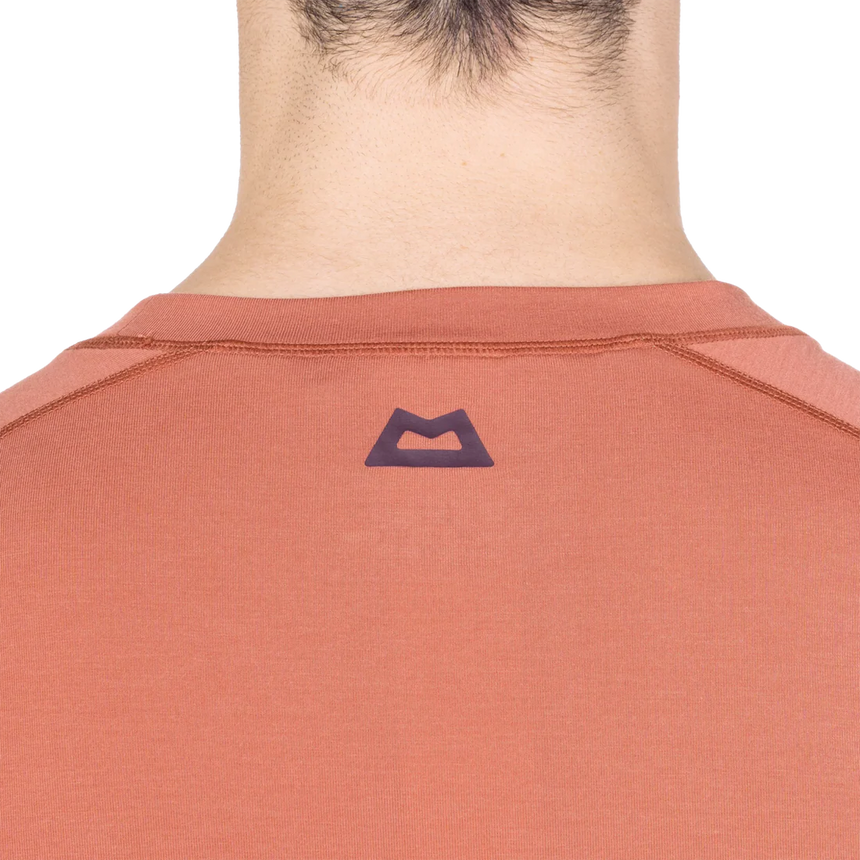 Mountain EquipmentMountain Equipment Headpoint Men's TeeOutdoor Action