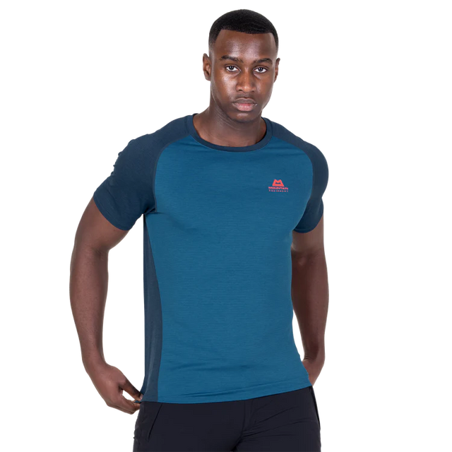 Mountain EquipmentMountain Equipment Nava Men's CrewOutdoor Action