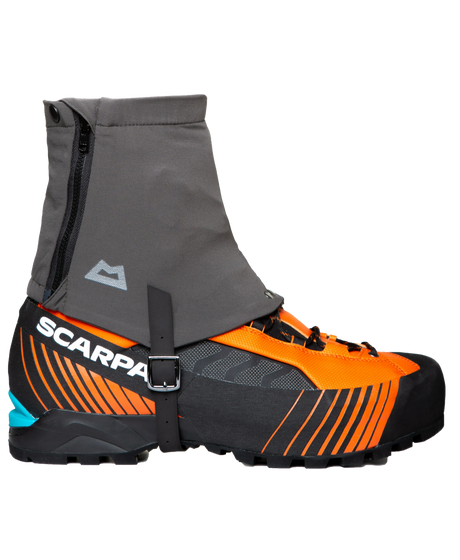 Mountain Equipment Dynamo Gaiter Outdoor Action Graphite- Side