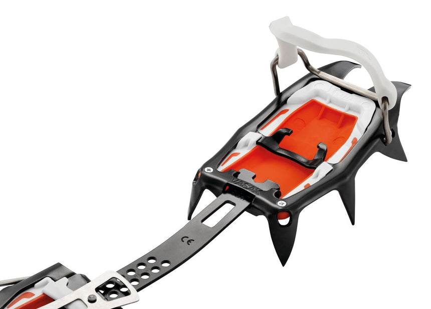Petzl Vasak® Leverlock Universel Crampons - Back Close Up