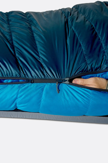Rab Ascent Down Sleeping Bag (0°C/32F) in Tempest Blue/Maya Blue - Baffle Detail