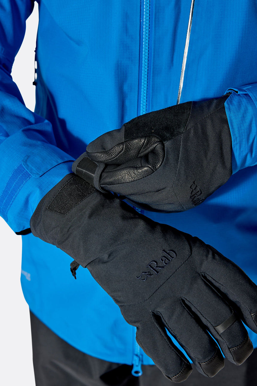Rab Guide GORE-TEX Gloves in Black - worn