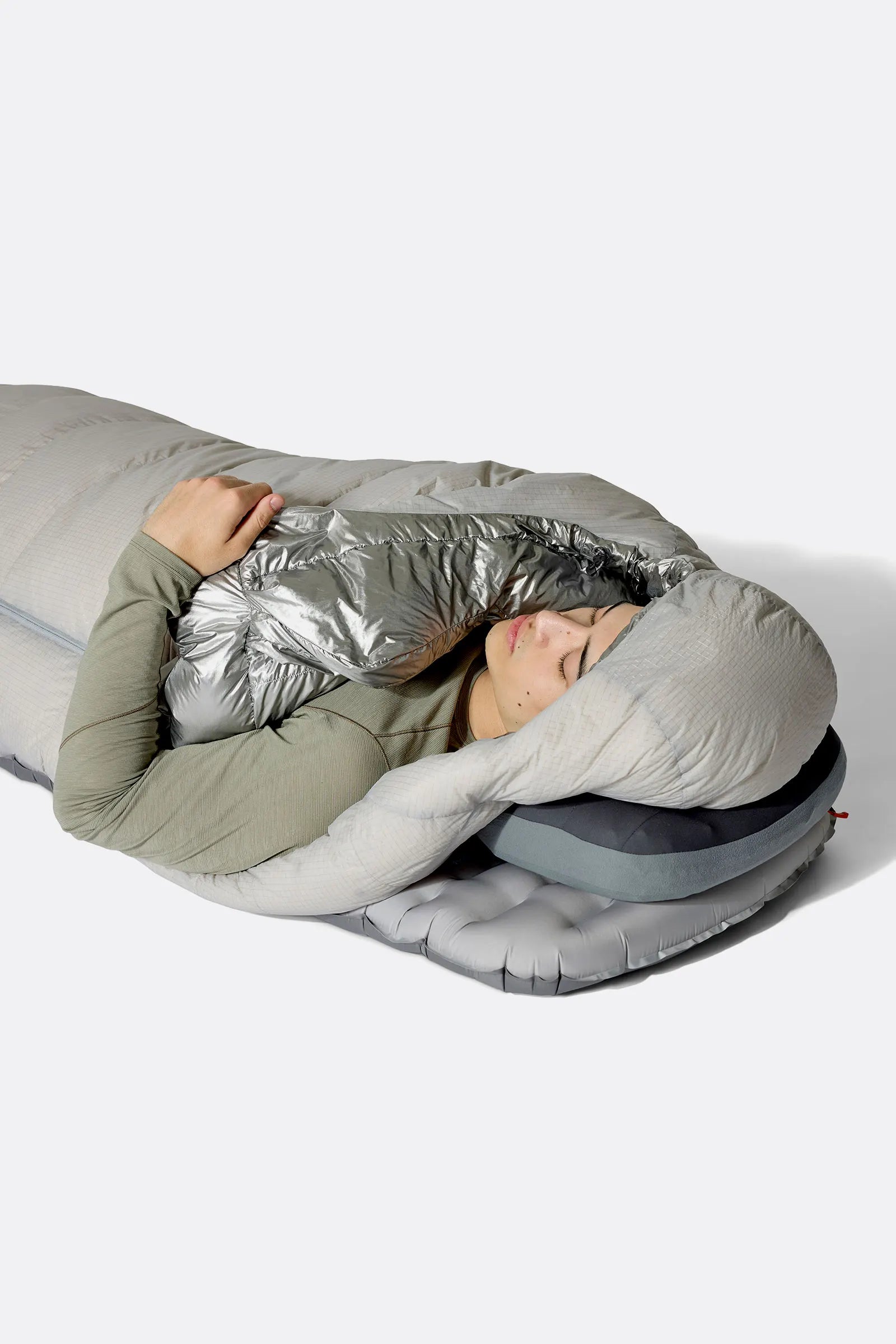 Rab Mythic Down Sleeping Bag (0°C/32F) in Dark Pewter - Model Hood Detail