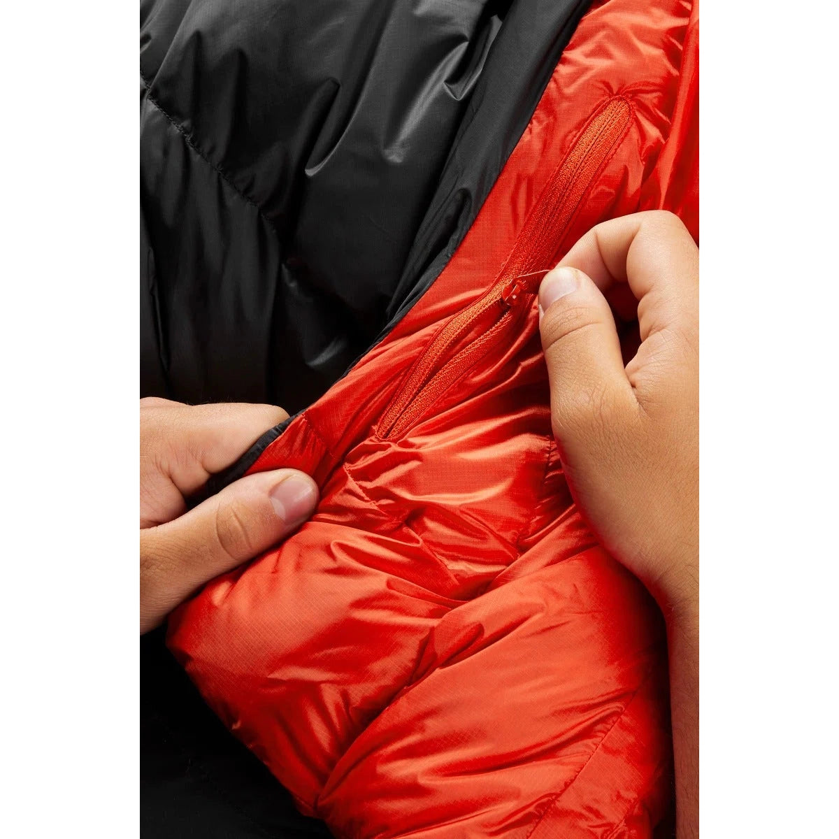 Rab Neutrino Pro 700 Sleeping Bag in Granite - zip baffle detail