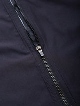 Ronhill Men's Core Gilet in All Black - centre front zip detail