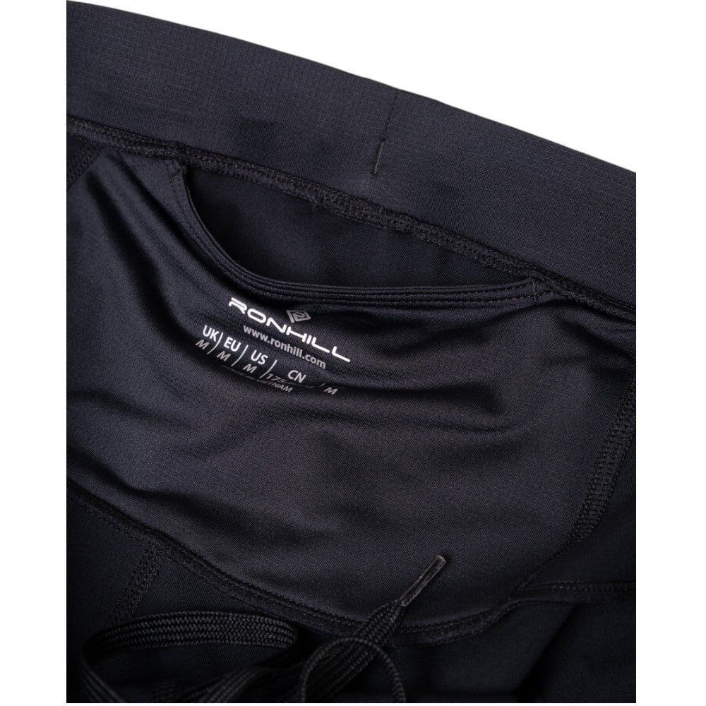 Ronhill Men's Core Stretch Short in All Black - pouch pocket detail