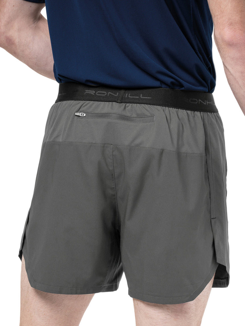 Ronhill Men's Tech 5" Short in Oxide - secure pocket detail