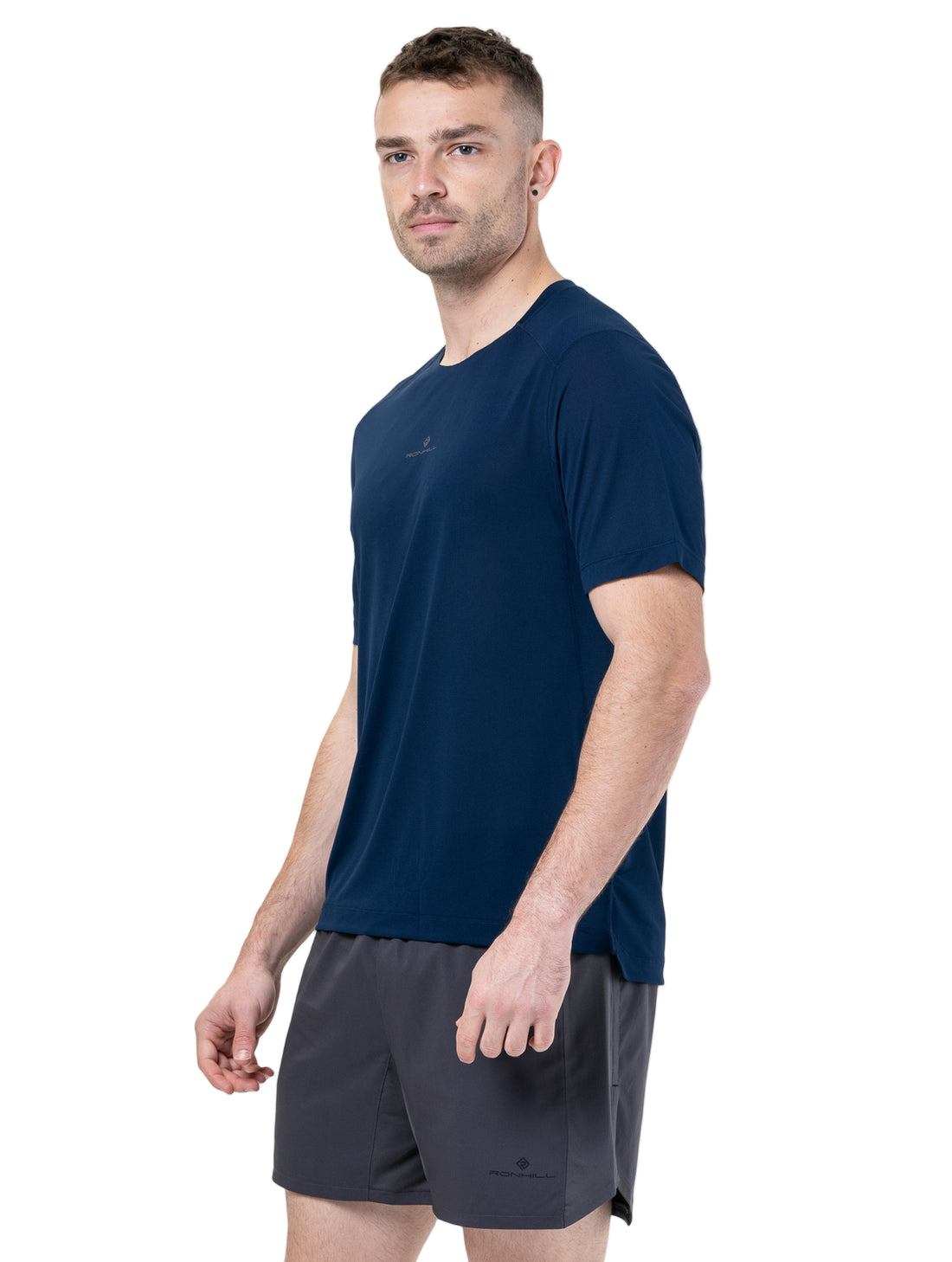 Ronhill Men's Tech 5" Short in Oxide - worn