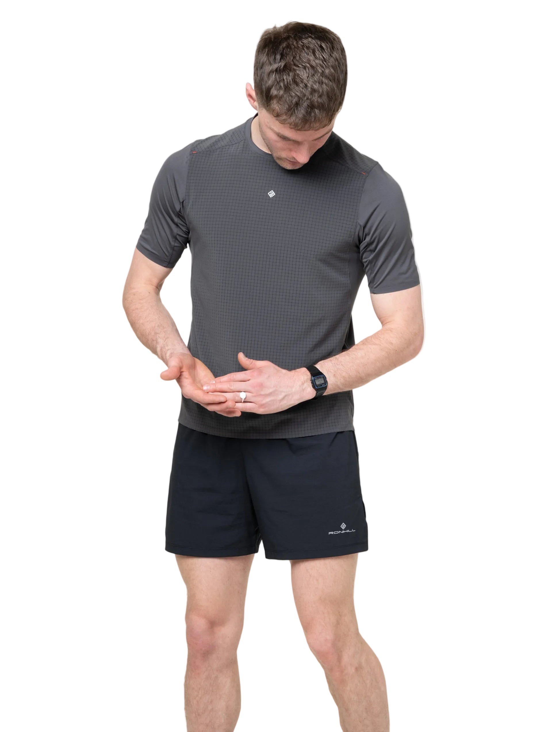 Ronhill Men's Tech All-Terrain S/S Tee in Oxide - detail, 1