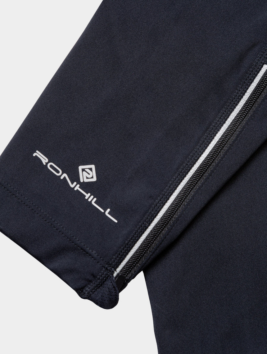 Ronhill Men's Tech Paragon Tight in All Black - ankle zip detail