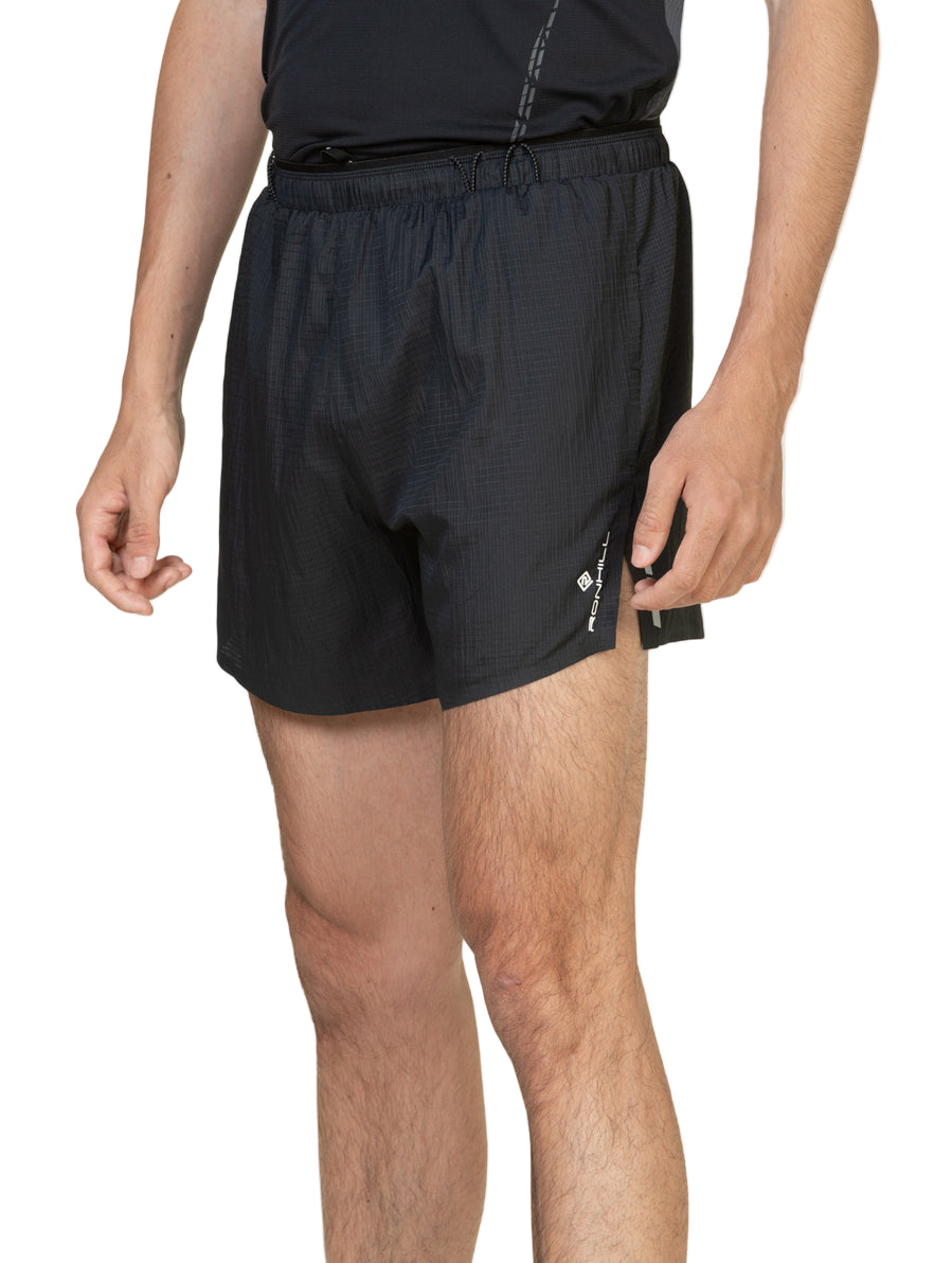 Ronhill Men's Tech Race 5" Short in All Black - front, fit