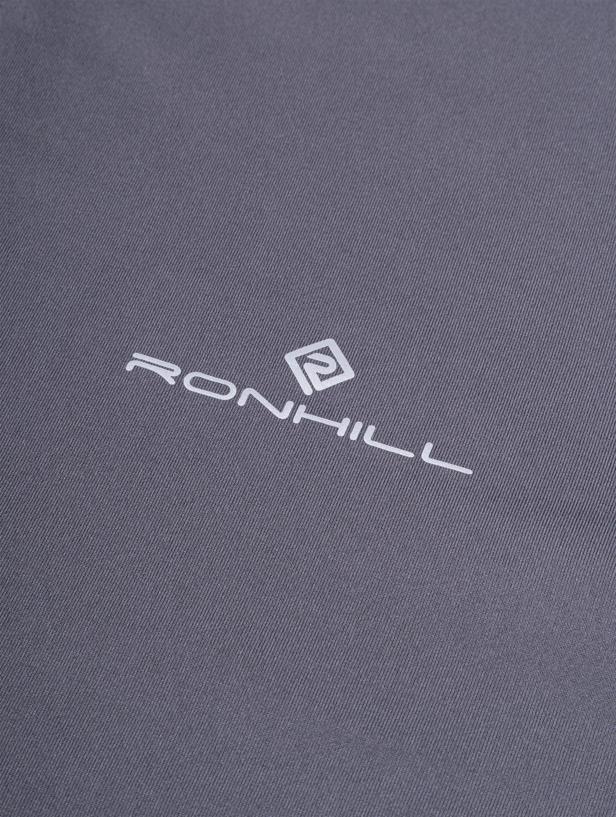 Ronhill Men's Tech Reflect 1/2 Zip in Oxide/Reflect - Detail Reflective Panel Close
