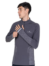 Ronhill Men's Tech Reflect 1/2 Zip in Oxide/Reflect - Studio Front