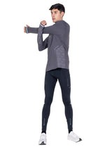 Ronhill Men's Tech Reflect 1/2 Zip in Oxide/Reflect - Studio Side